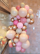 BASHES. Organic Balloon Garlands