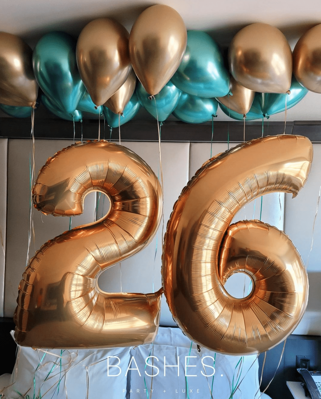 BASHES. Chrome Gold Mini Latex Balloon Set