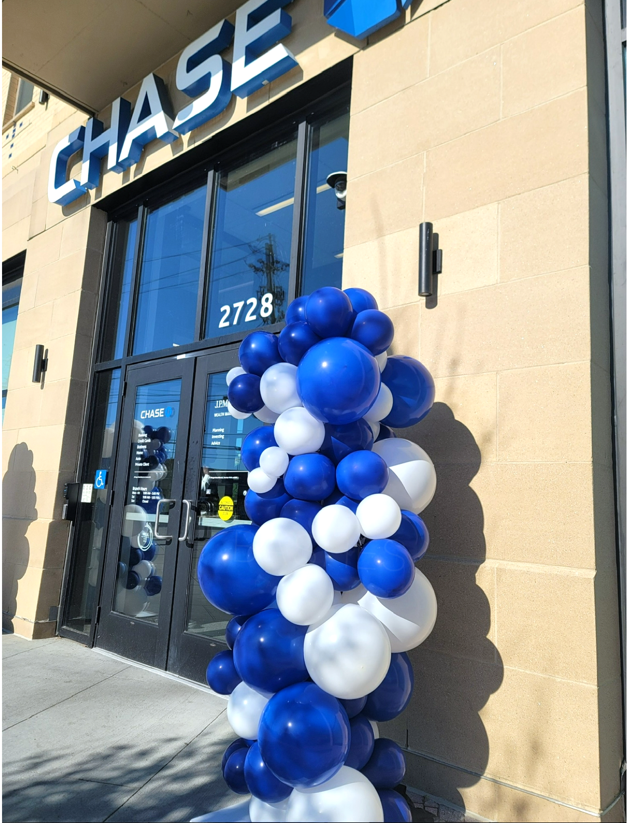 BASHES. Balloon Column Organic Balloon Column.