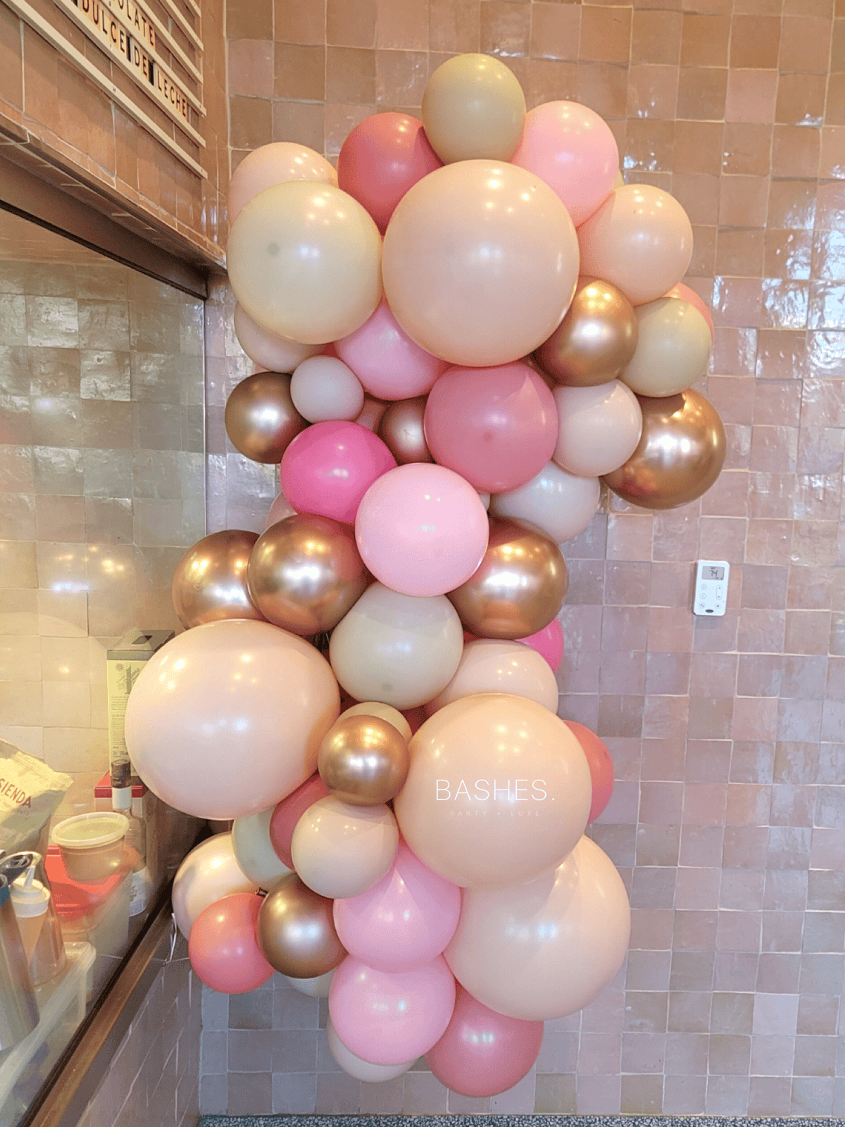 BASHES. Balloon Set BASHES. Organic Balloon Garlands