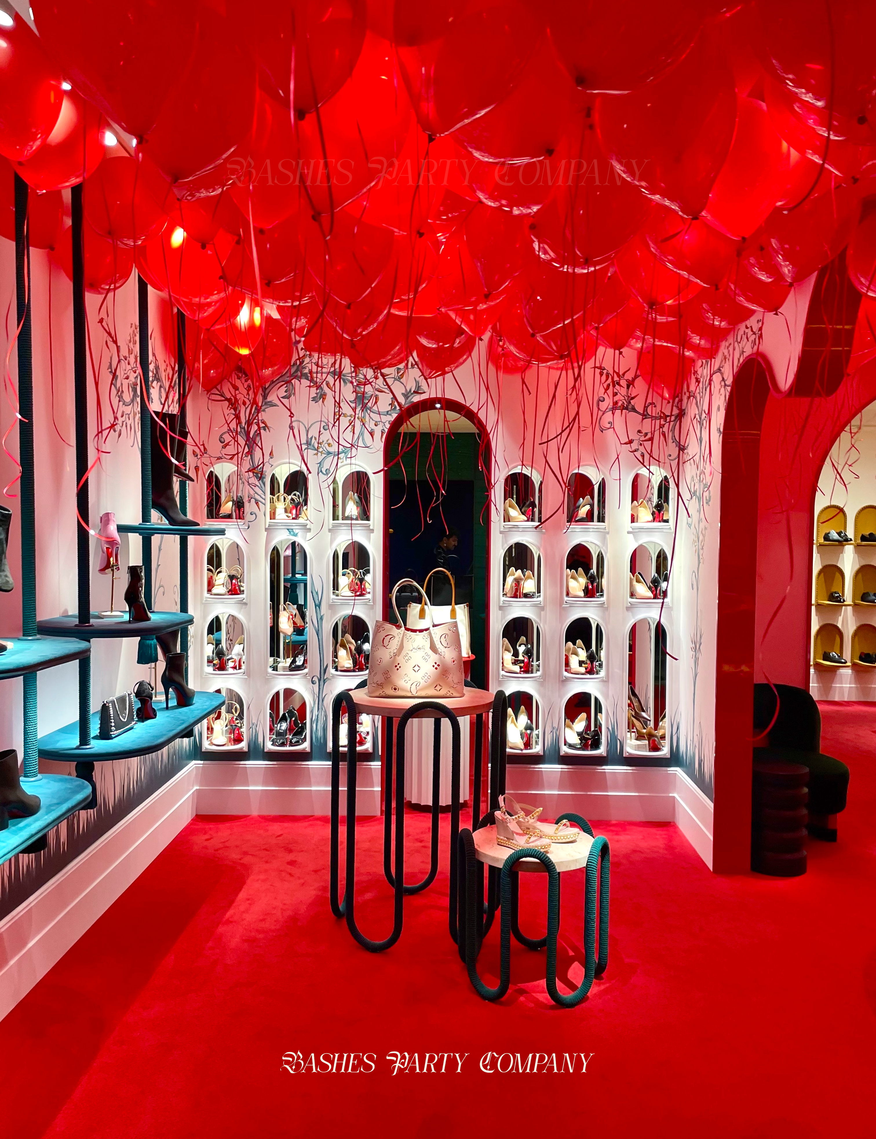 BASHES. Balloon Set BASHES. Signature Ceiling Balloon Set