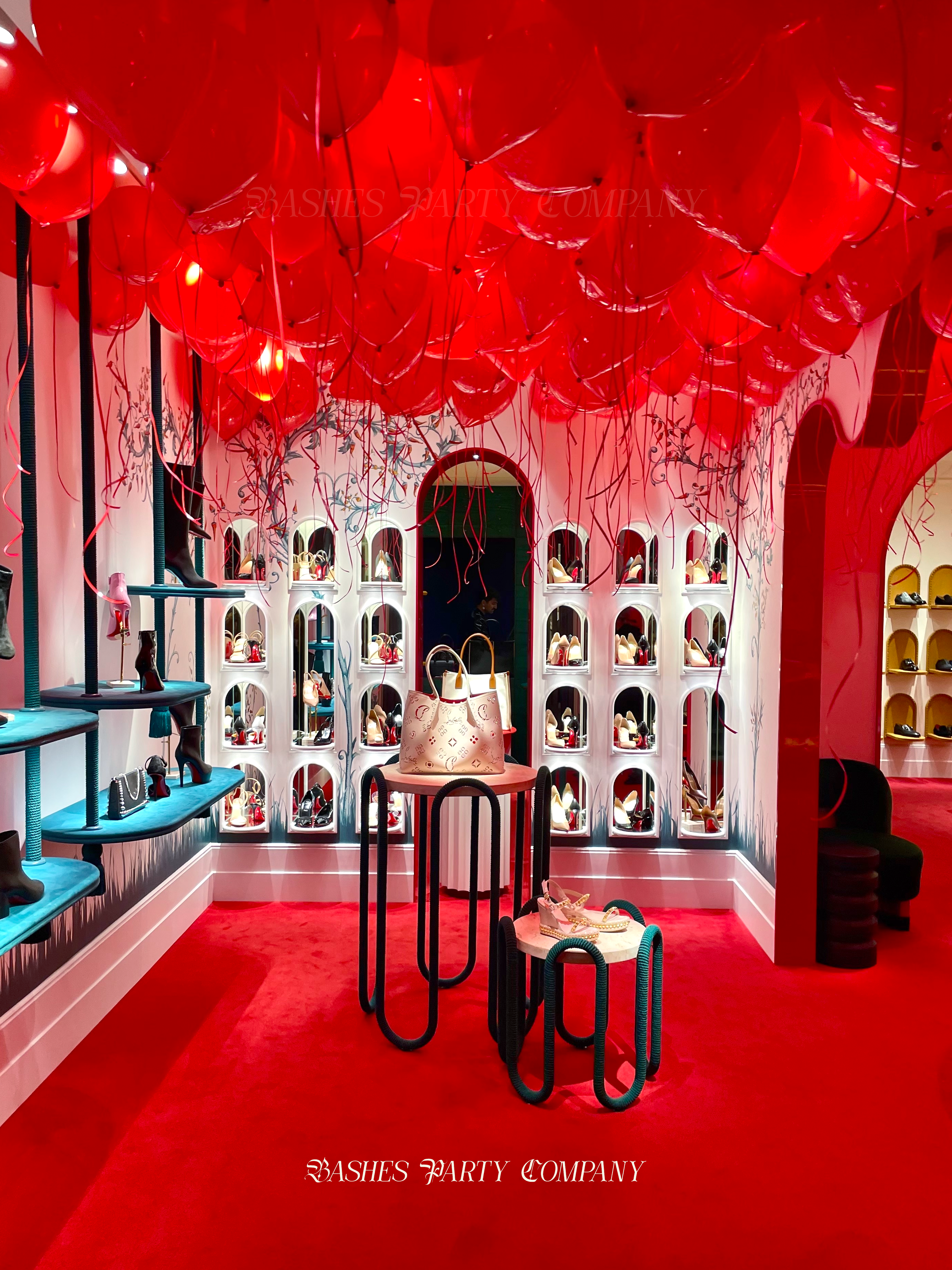 BASHES. Balloon Set BASHES. Signature Ceiling Balloon Set