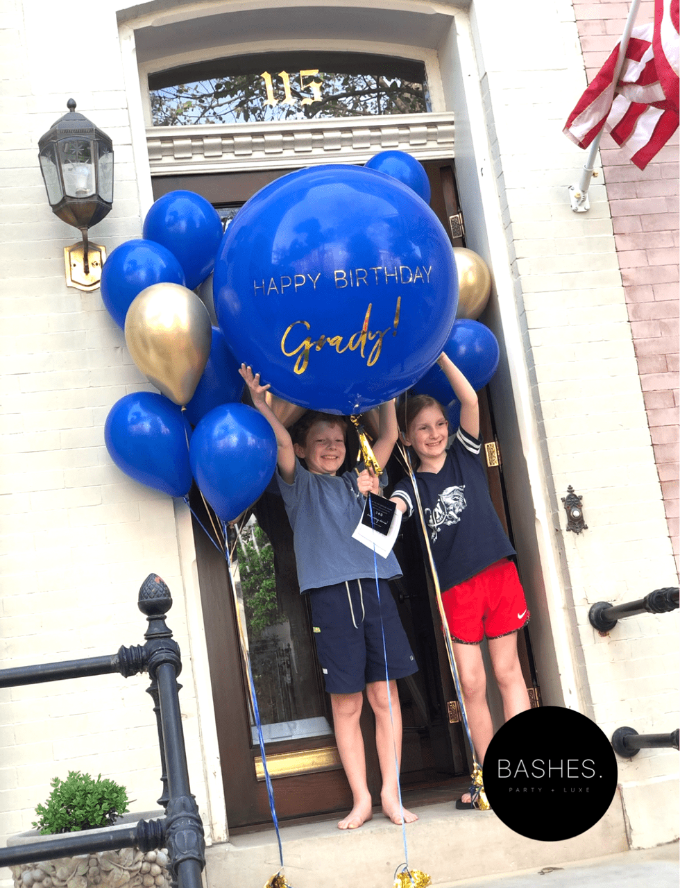BASHES. Balloons BASHES Signature Birthday Bundle