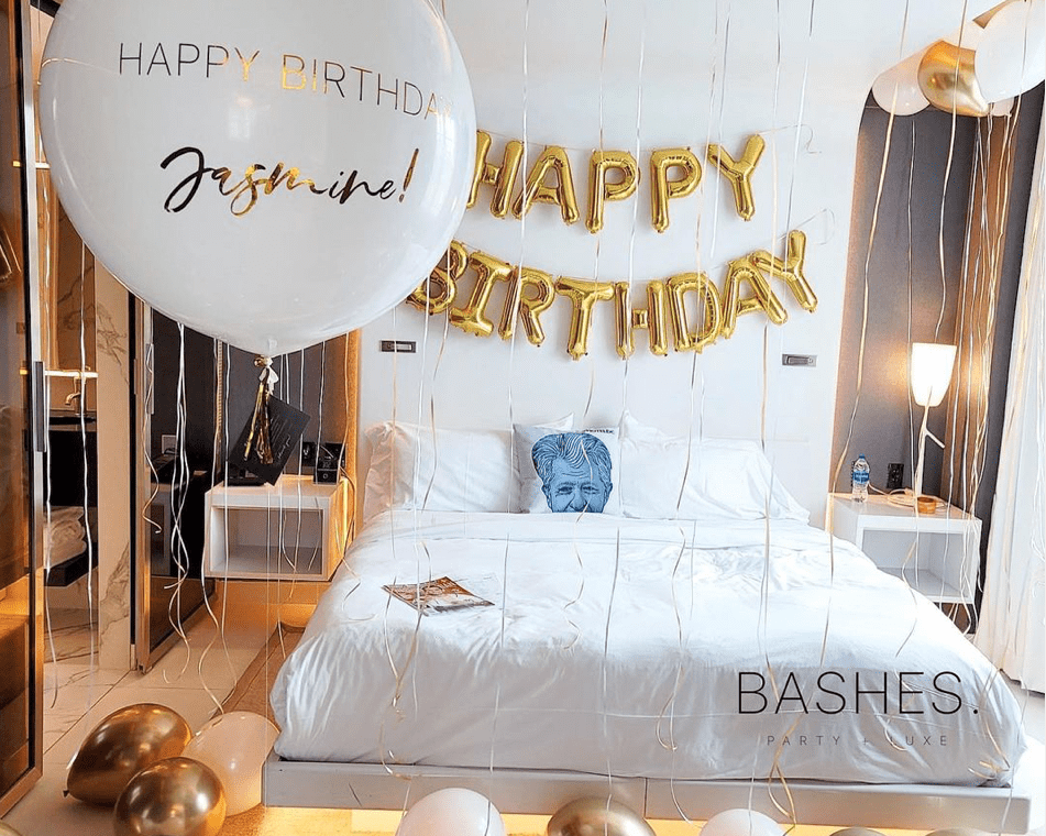 BASHES. Essential Birthday Balloon Decor Set